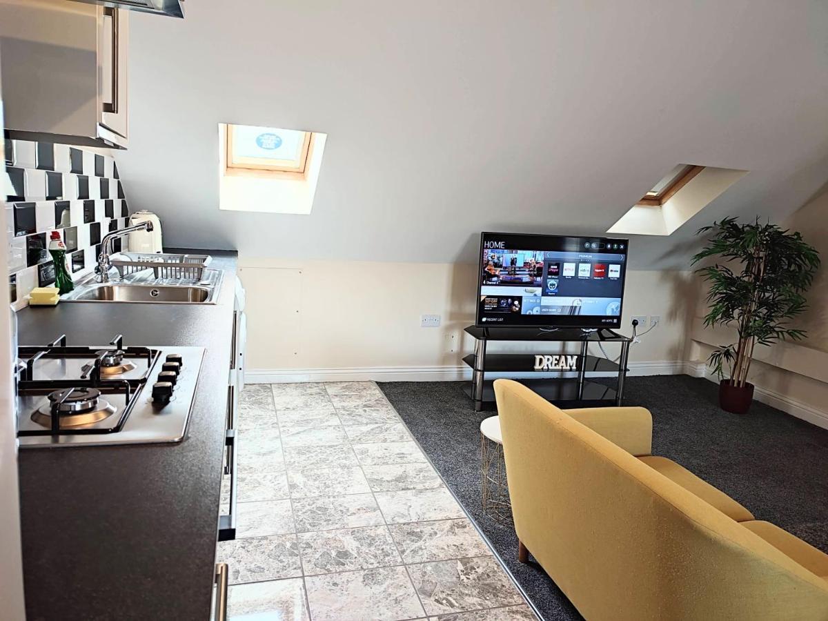 Crystal Suite 4 - Private Parking - Metro North Shields Exterior foto